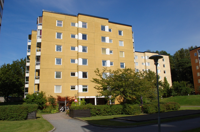 Middagsvägen/området