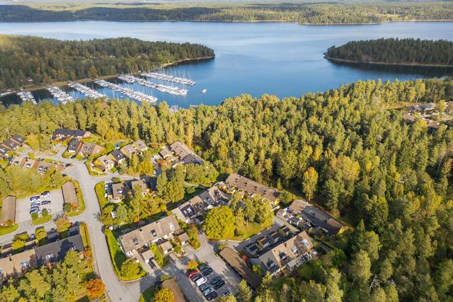 Varmt välkommen till Häggtunet 16 med ett av områdets bästa läge