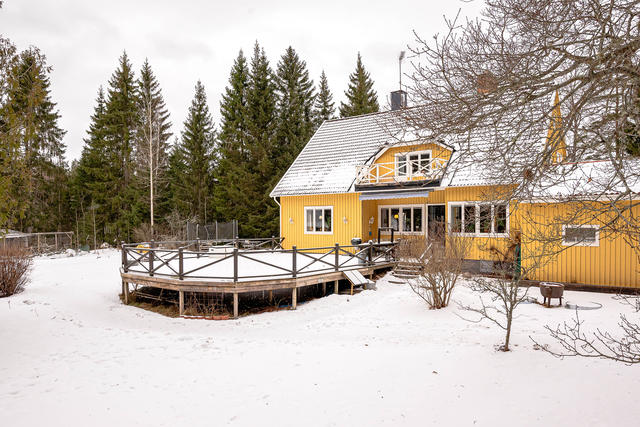 Varmt välkommen till Vallmotorp Vallmon