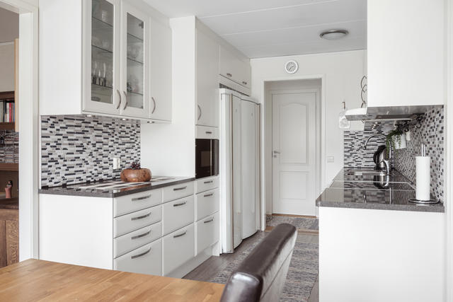 Ett snyggt kök, renoverat av fackman 2009.