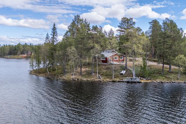 Stuga vid Lismajärvi