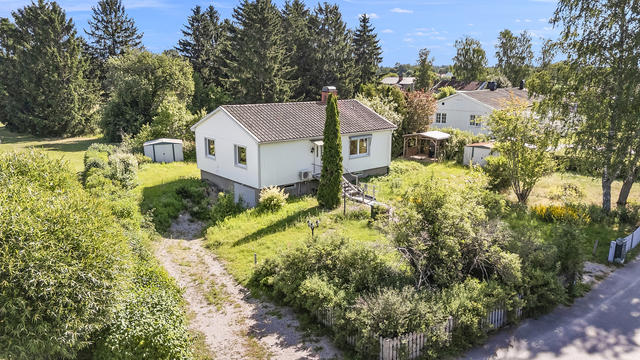 Infart till garage i källare