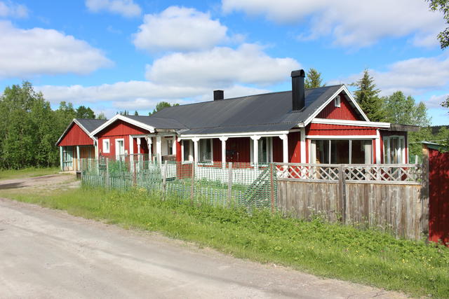 Kippiniemivägen 1, ett hus i 1-plan för permanent- eller fritidsboende
