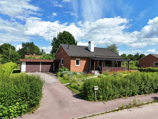 Välkommen till Södra Gyllegatan 103!