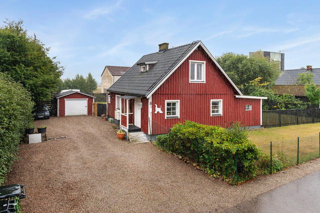 Välkomna till Erikshusvägen 8 i Kvidinge! 