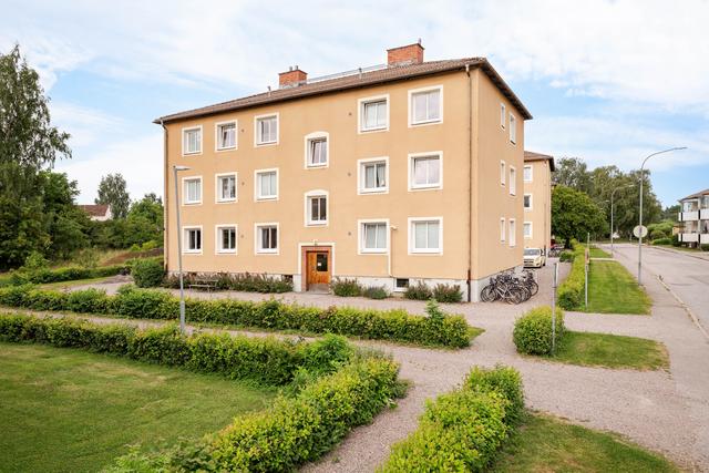 Välkommen till Ahlbergers väg 15