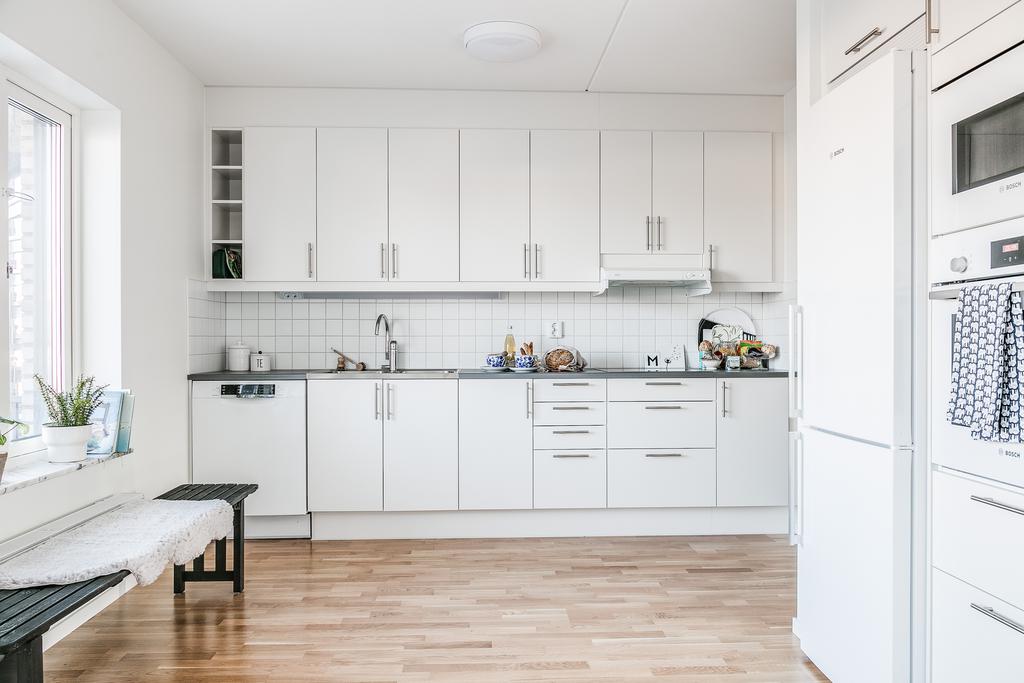 Inspirationsbild kök med plats för matbord