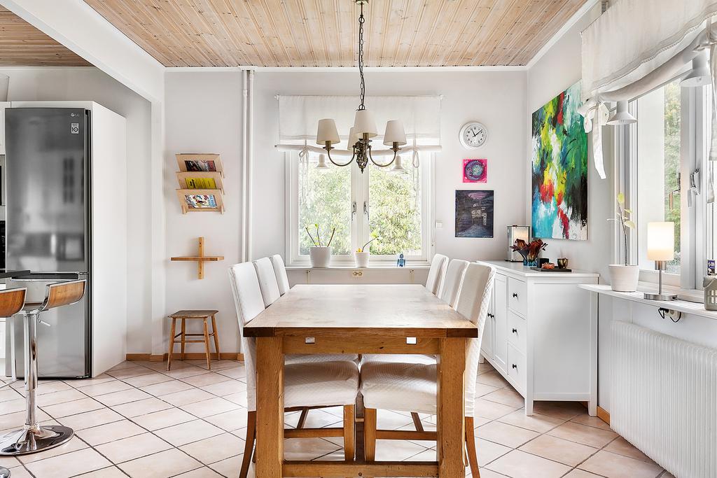 Del av kök på entréplan 