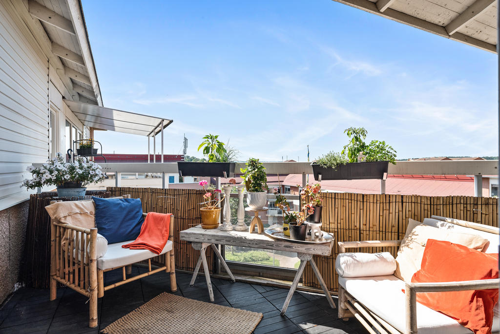 Balkong med soligt sydvästläge