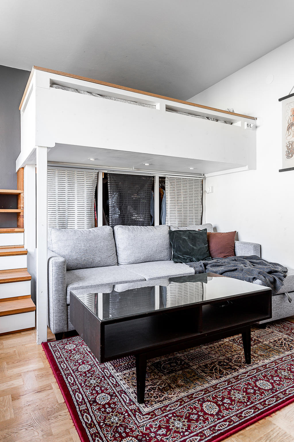 Plats för soffa.