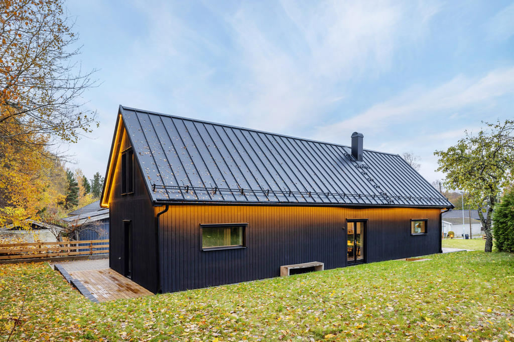 Skymning innergård