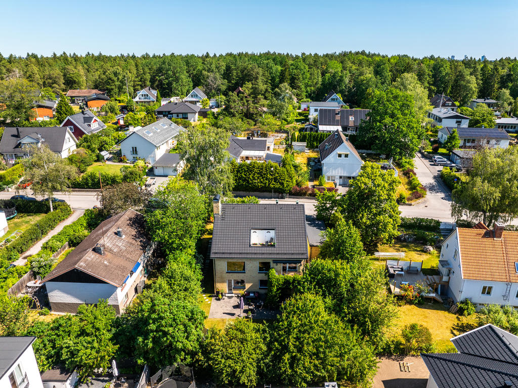Drönarbild från SV