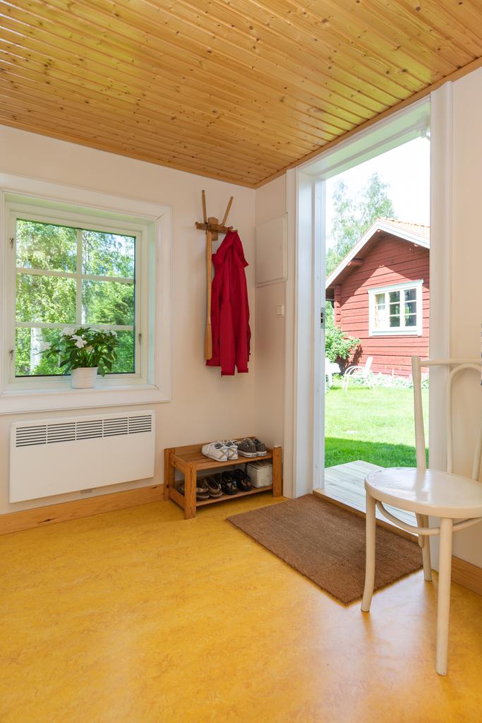 Hall