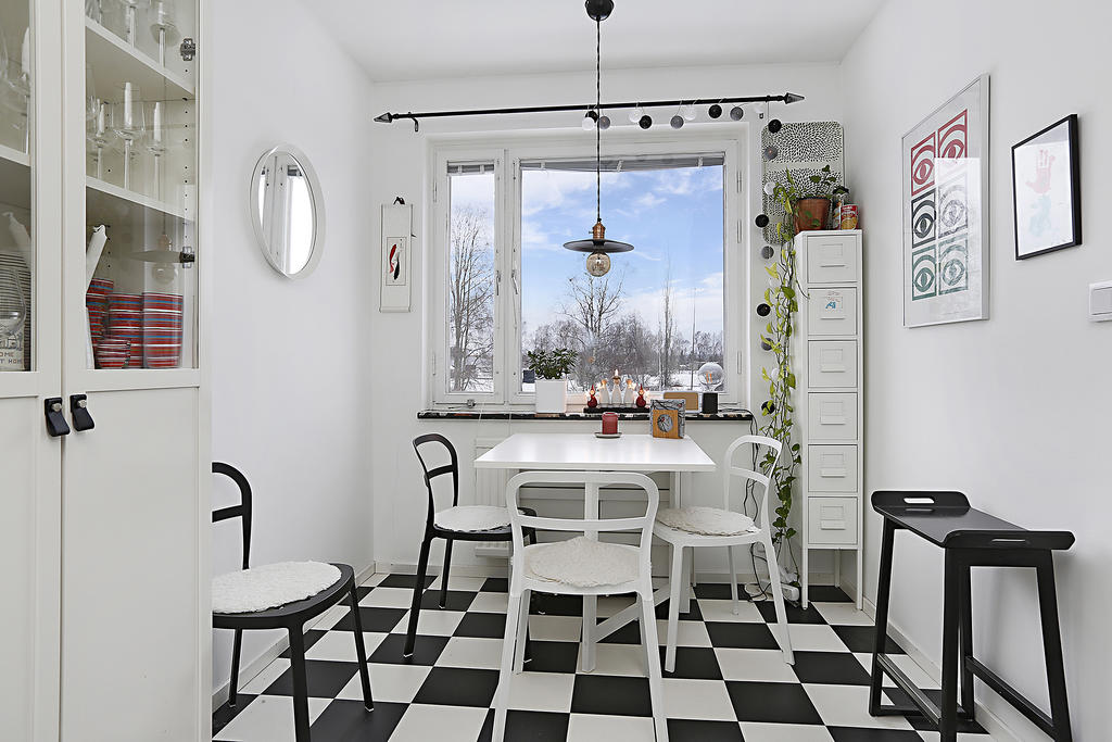 Lägenhet 1103, övre plan, matplats