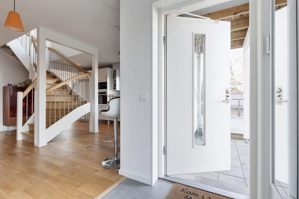 Vy från entréhall