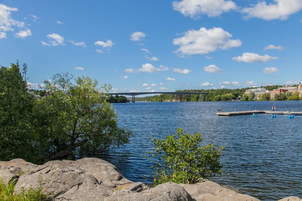 Fredhällsklipporna