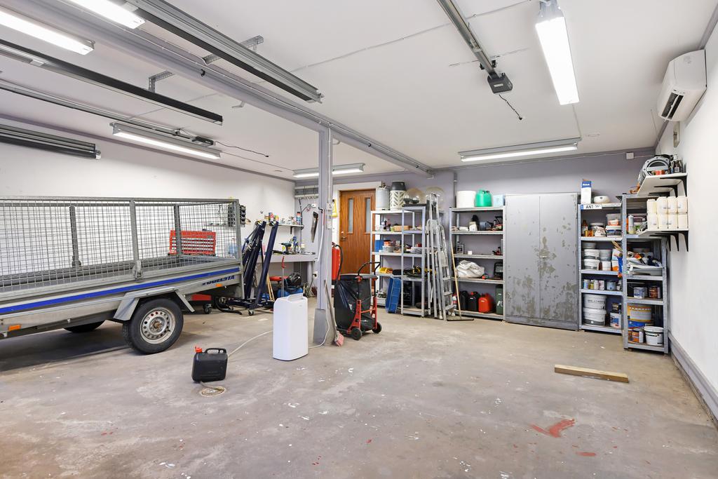 Rymligt dubbelgarage