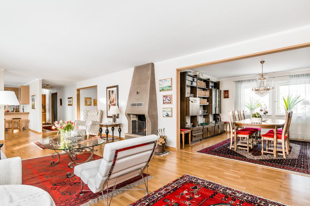 Stora öppna ytor på entréplan