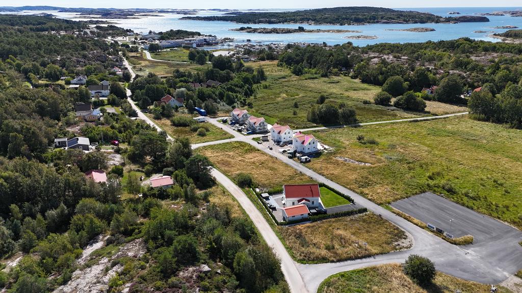 Tomter Tanumstrand