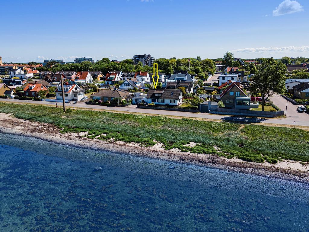 Med Kattegatts horisont från fönstret!