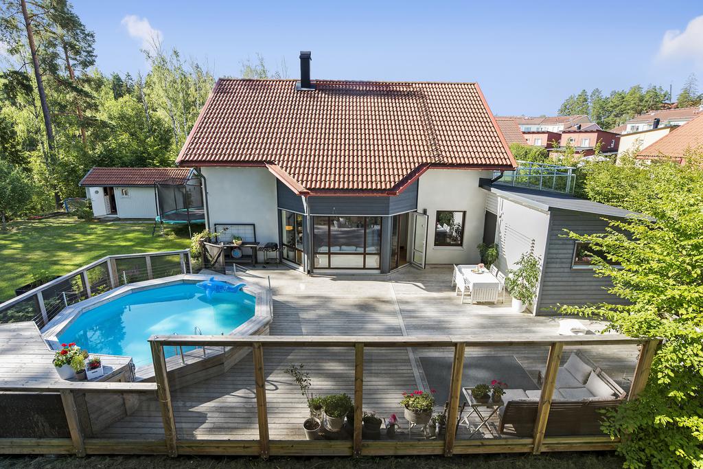 Otroligt fin villa i eftertraktade Steningehöjden