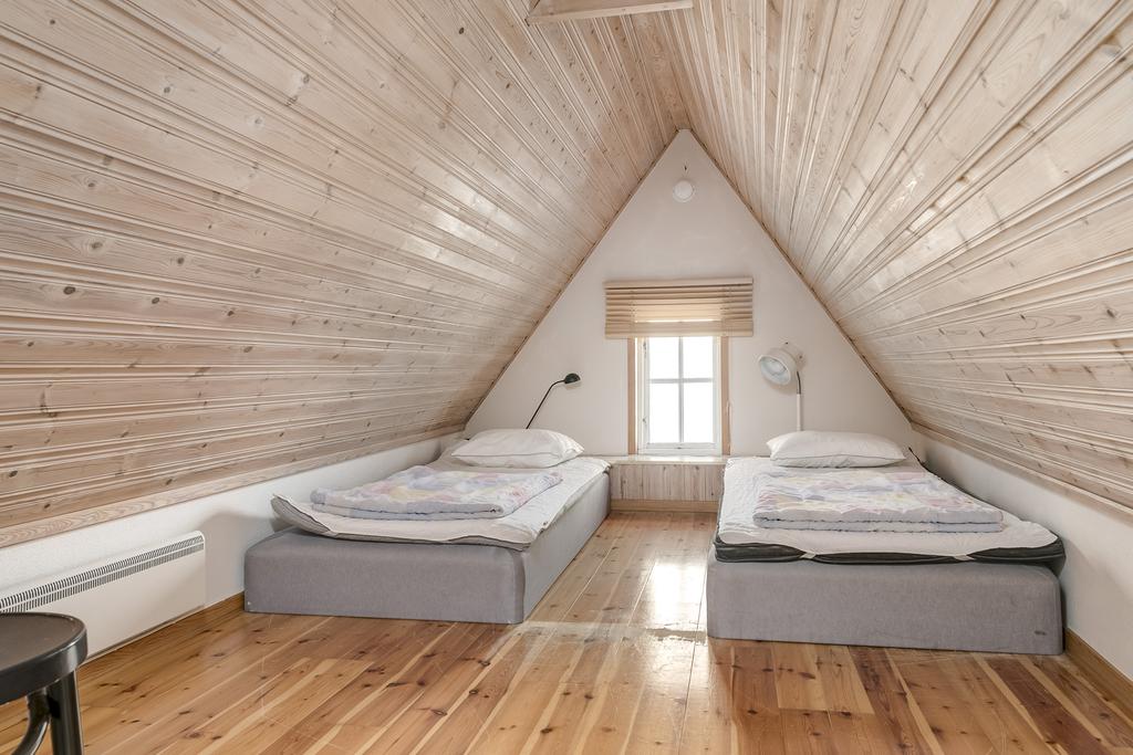 Sovrum övre plan hus nr 1