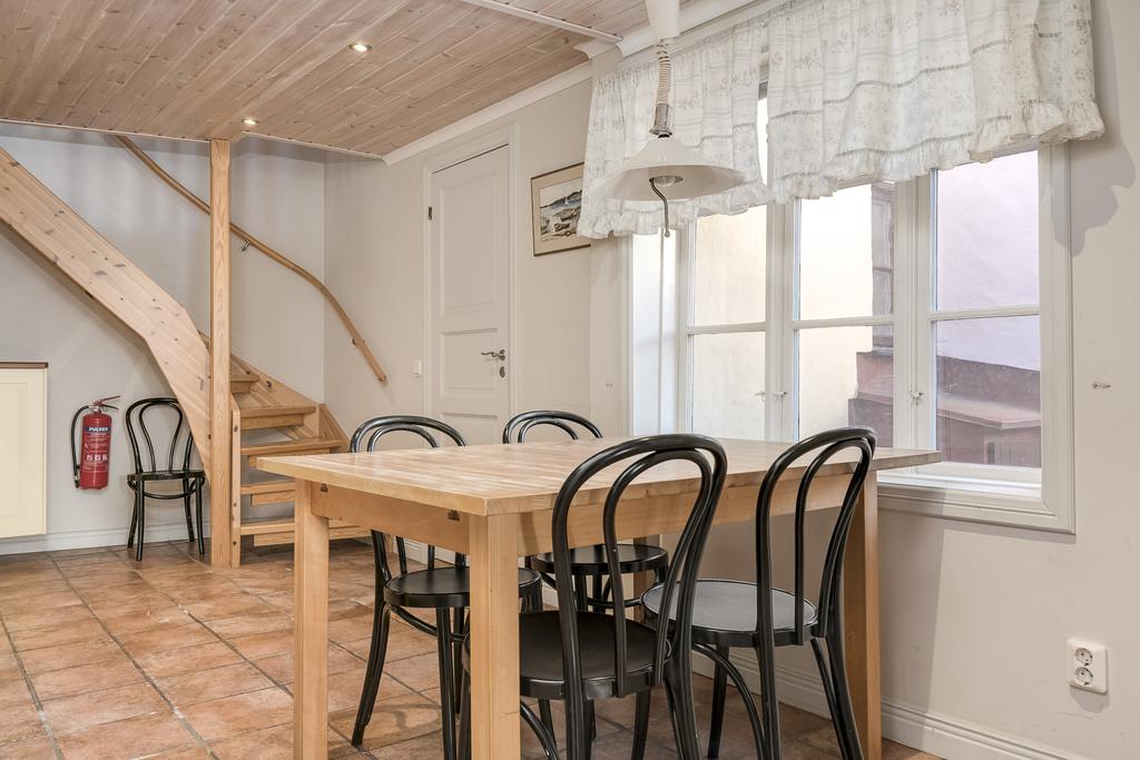 Matplats i kök hus nr 1