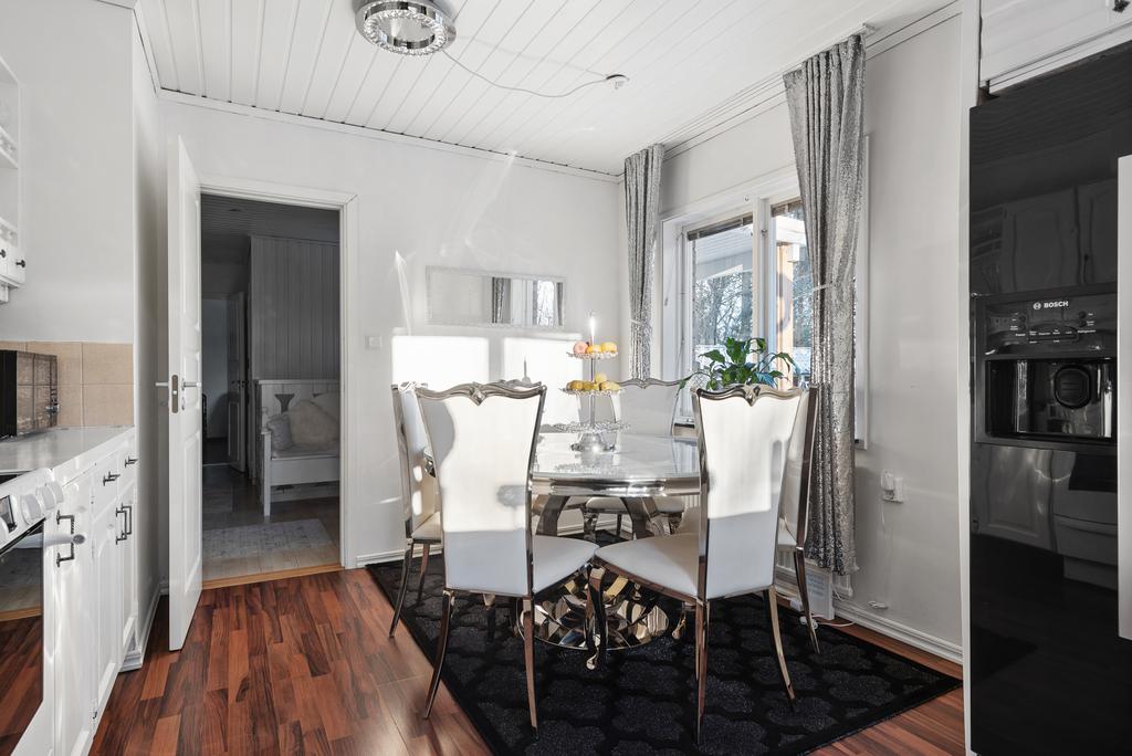 Kök med matplats
