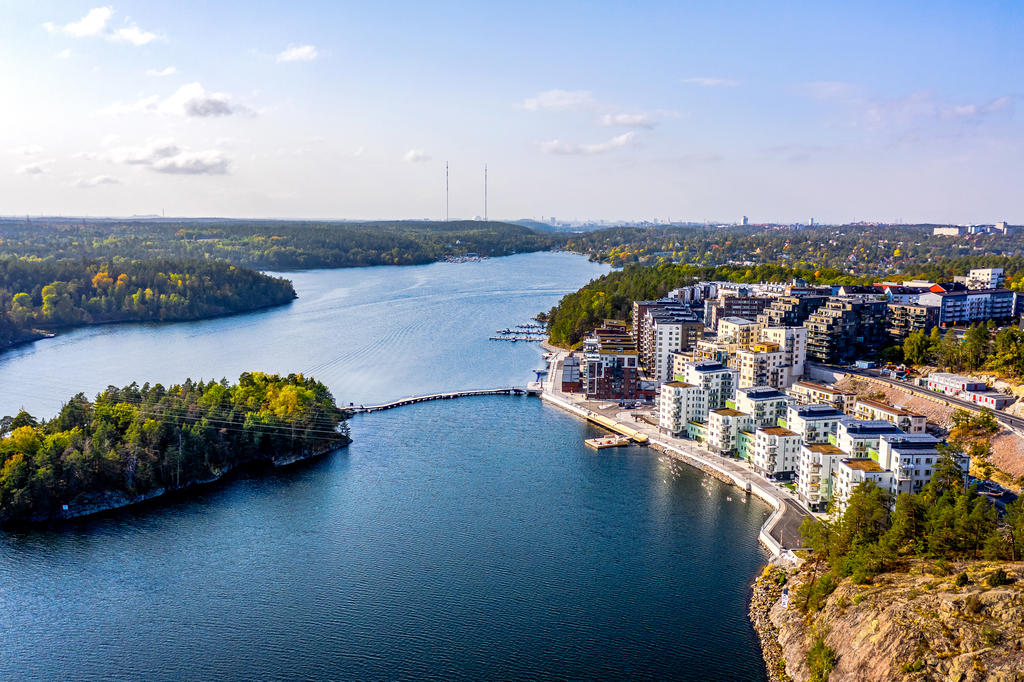 Vy över Tollare och Mårtens Holme