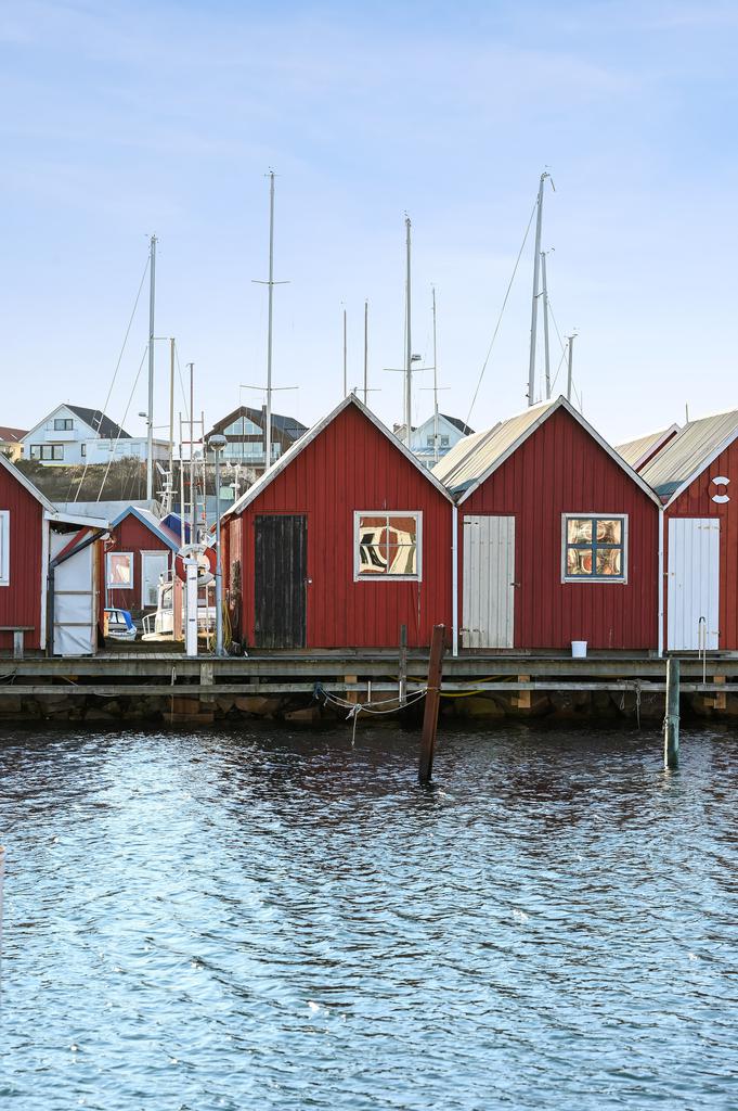 Här erbjuds en arrendesjöbod i trevligt läge