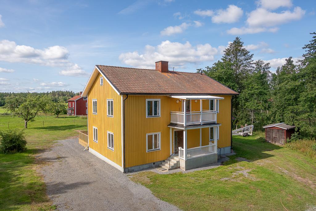 Entrésida huvudbyggnad