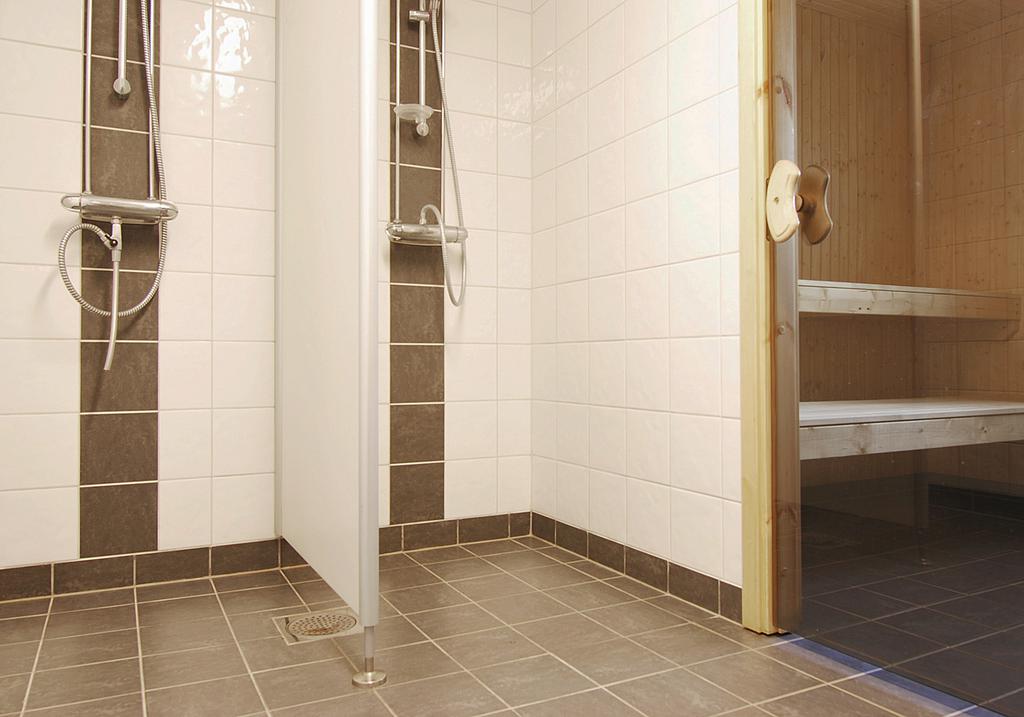 Gemensam dusch med bastu
