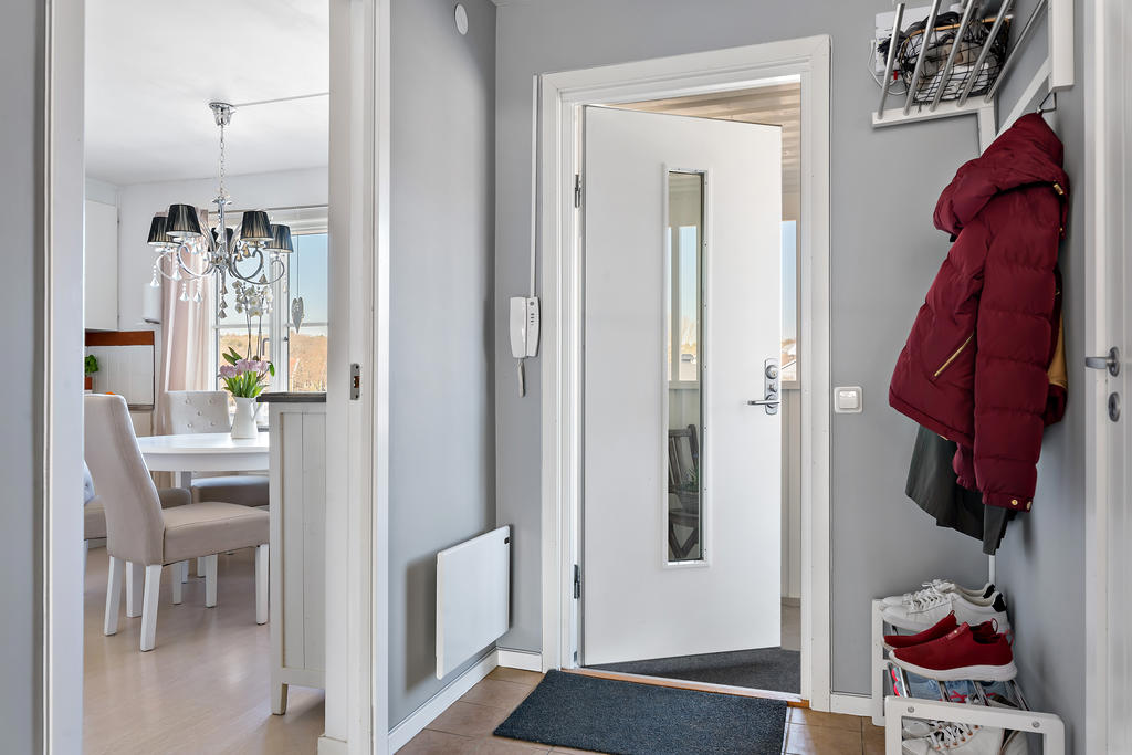 Hall med plats för avhängning