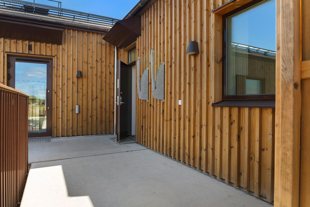 Loftgång och entré