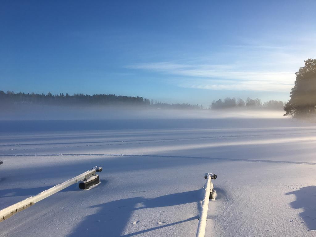 Säljarens egna bild: Sjön på vintern.