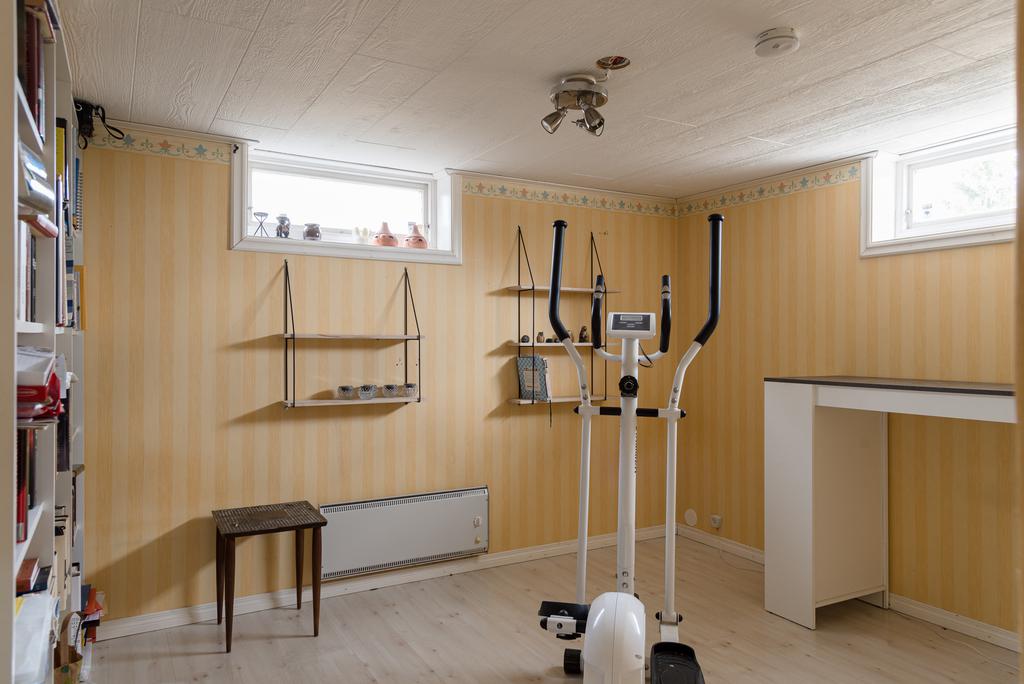 Gästrum, källarplan.