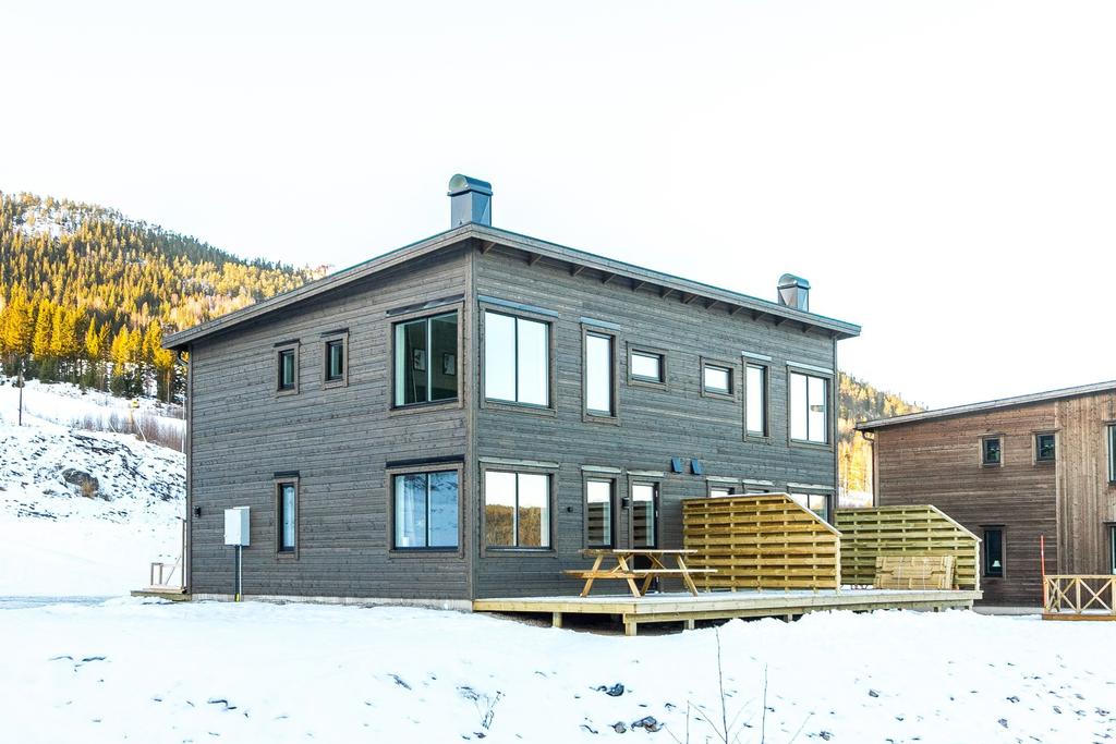 EXEMPELBILD färdig stuga. Observera att stugan på bilden kan vara extrautrustad
