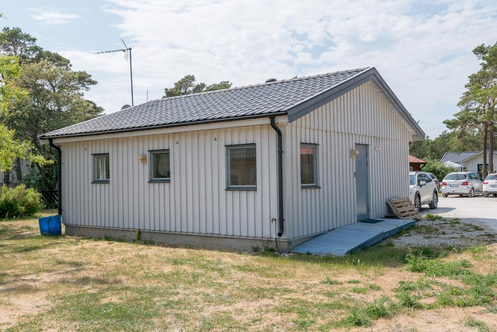 Servicestuga med tvättstuga, bastu och gästrum