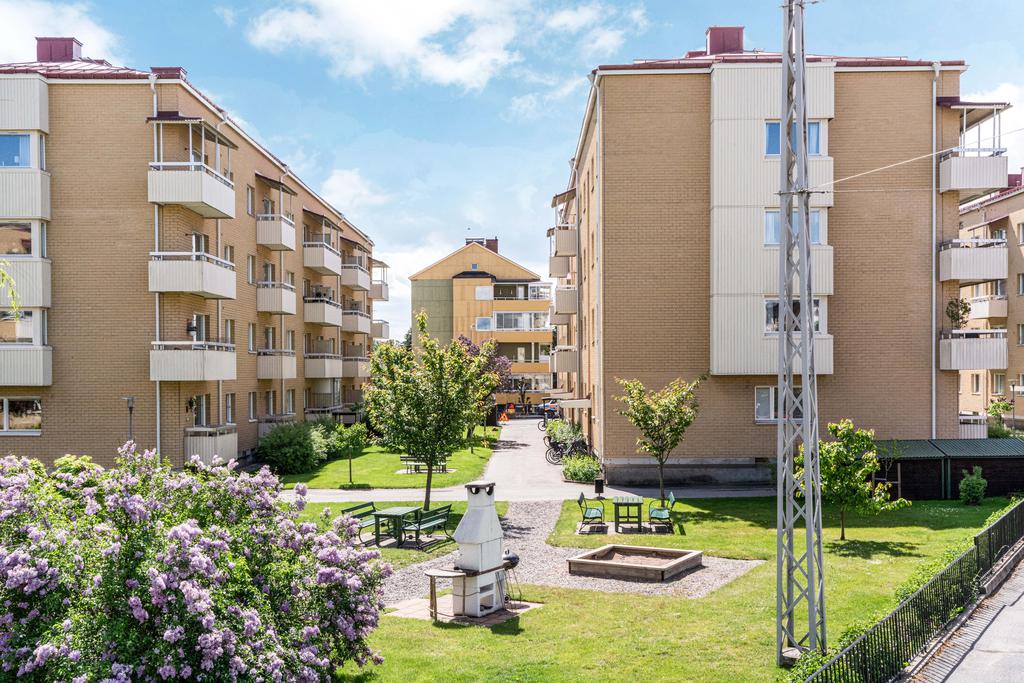 Trevlig innergård med grillmöjligheter