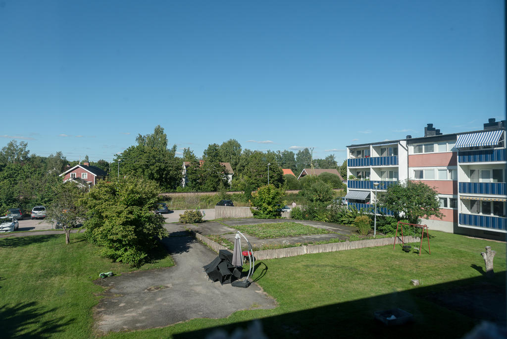 Vy från kök.