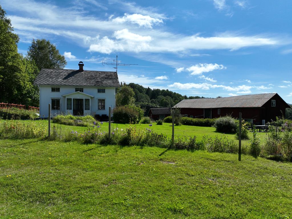 Huvud hus och ladugård