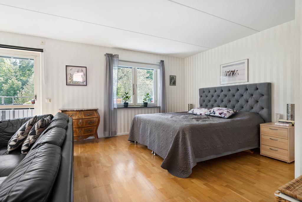 Enkelt att dela av även med vägg för att skapa ytterligare ett sovrum