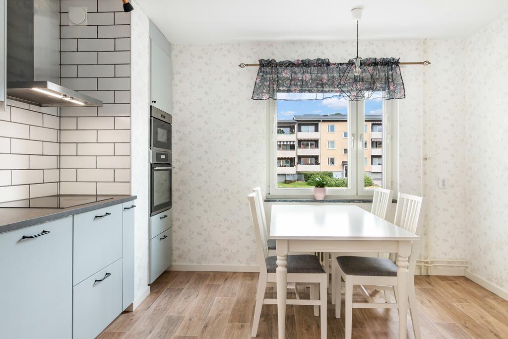 Kök med matplats