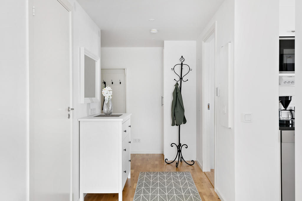 Fint parkettgolv som är genomgående för hela bostaden