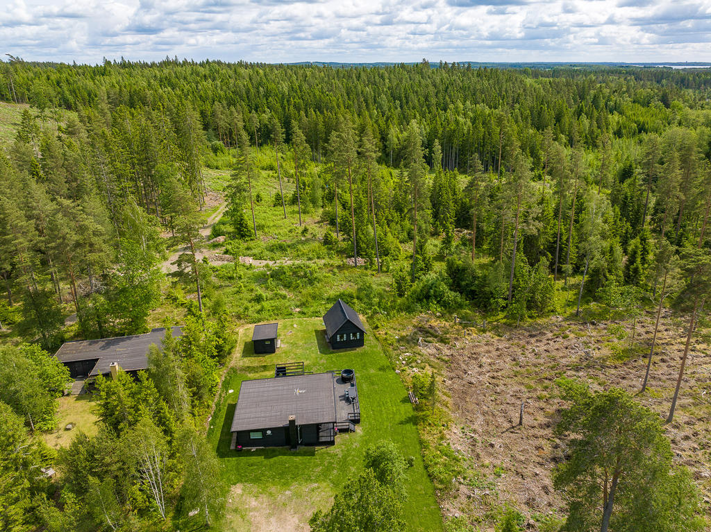 Fritidshus med tre hus 