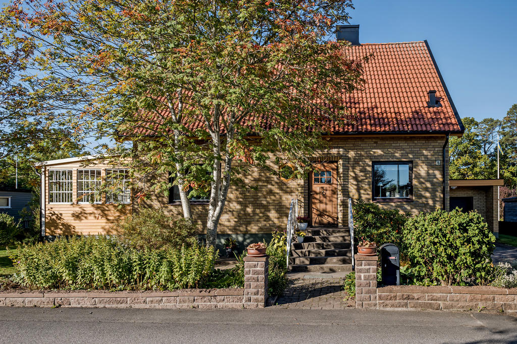 Björkvägen 16