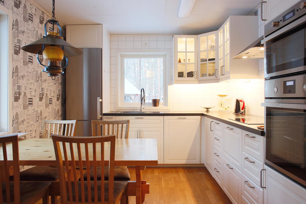 Ljust och trivsamt kök 