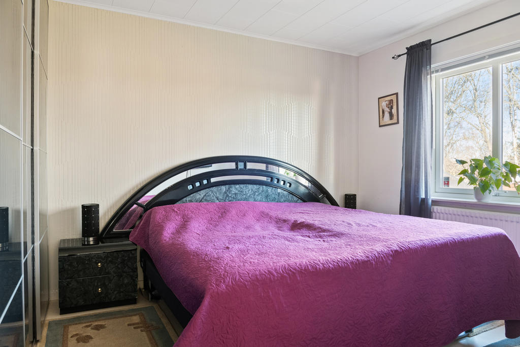 Master bedroom.