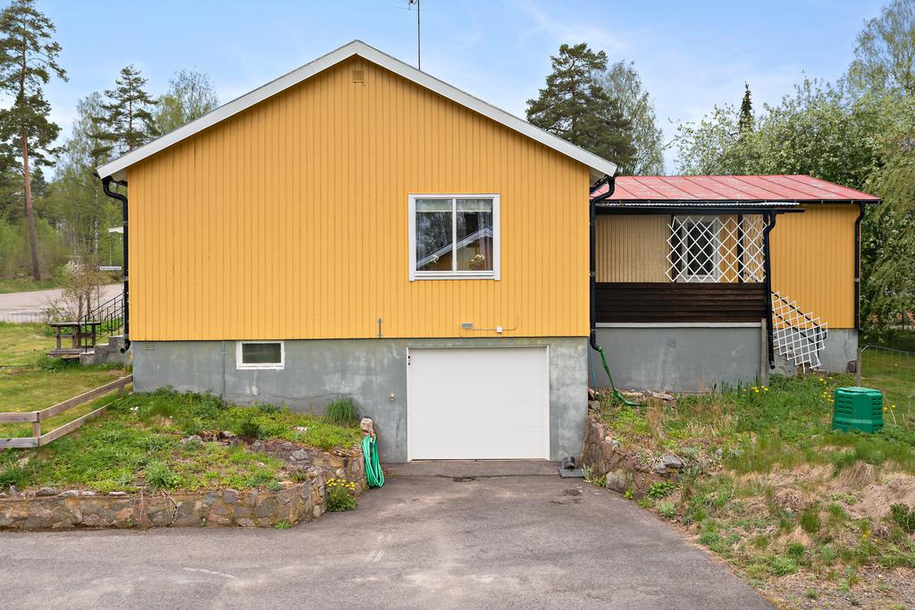 Garage under huset