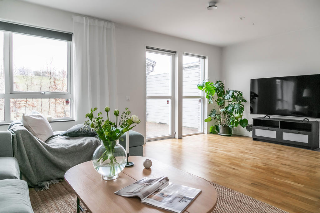 Vardagsrum - öppet och ljust. 